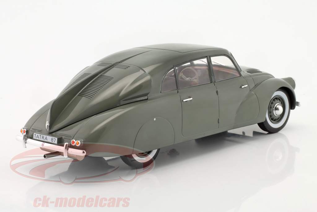Tatra 87 dark grey 1:18 ModelCar Group