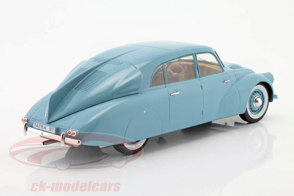 Tatra 87 水色 1:18 ModelCar Group