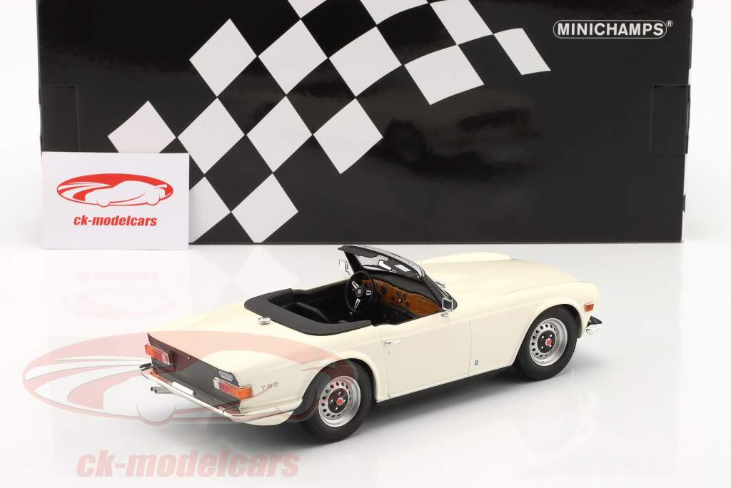 Triumph TR6 Roadster LHD Bouwjaar 1969 Wit 1:18 Minichamps