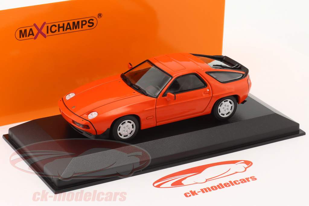 Porsche 928 S Année de construction 1979 orange 1:43 Minichamps