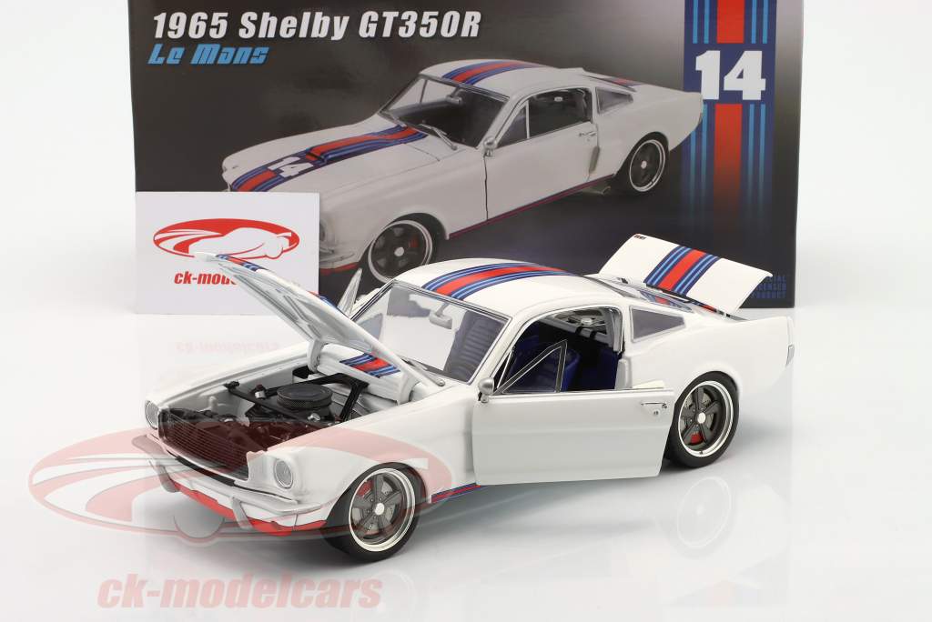 Shelby GT350R Street Fighter LeMans #14 1965 weiß / blau / rot 1:18 GMP