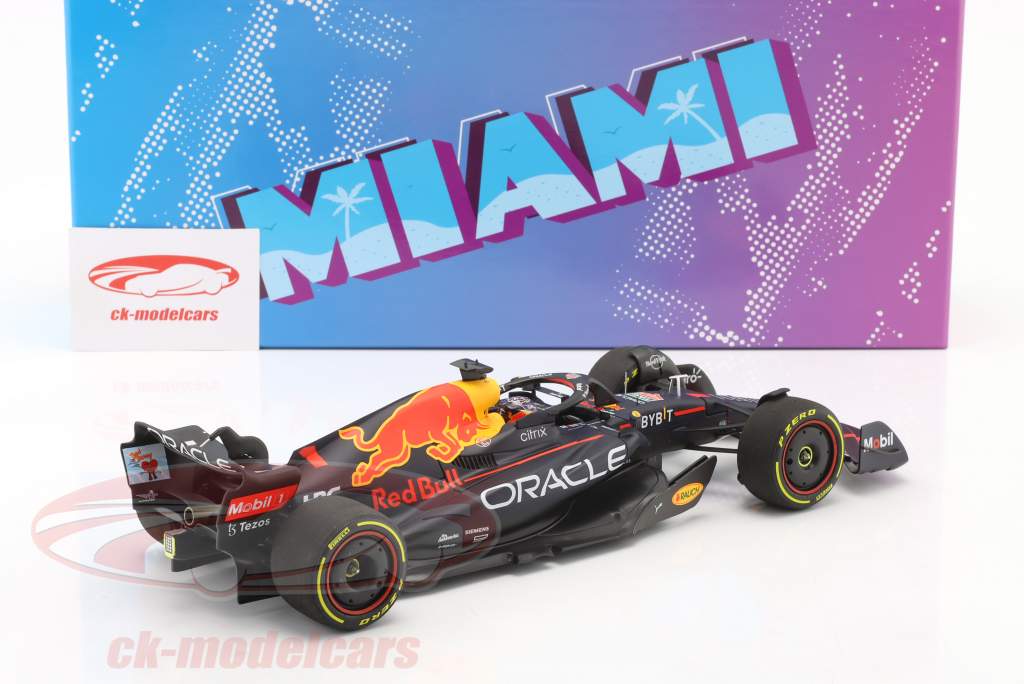 M. Verstappen Red Bull RB18 #1 vinder Miami GP formel 1 Verdensmester 2022 1:18 Minichamps