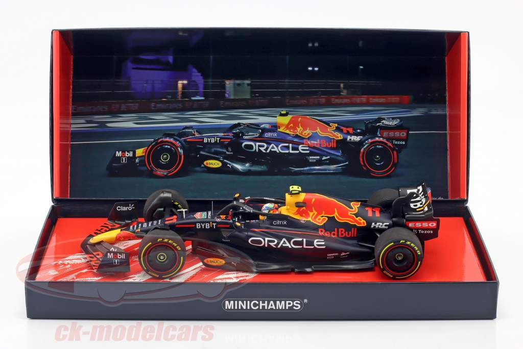 Sergio Perez Red Bull RB18 #11 Саудовская Аравия арабский GP формула 1 2022 1:18 Minichamps