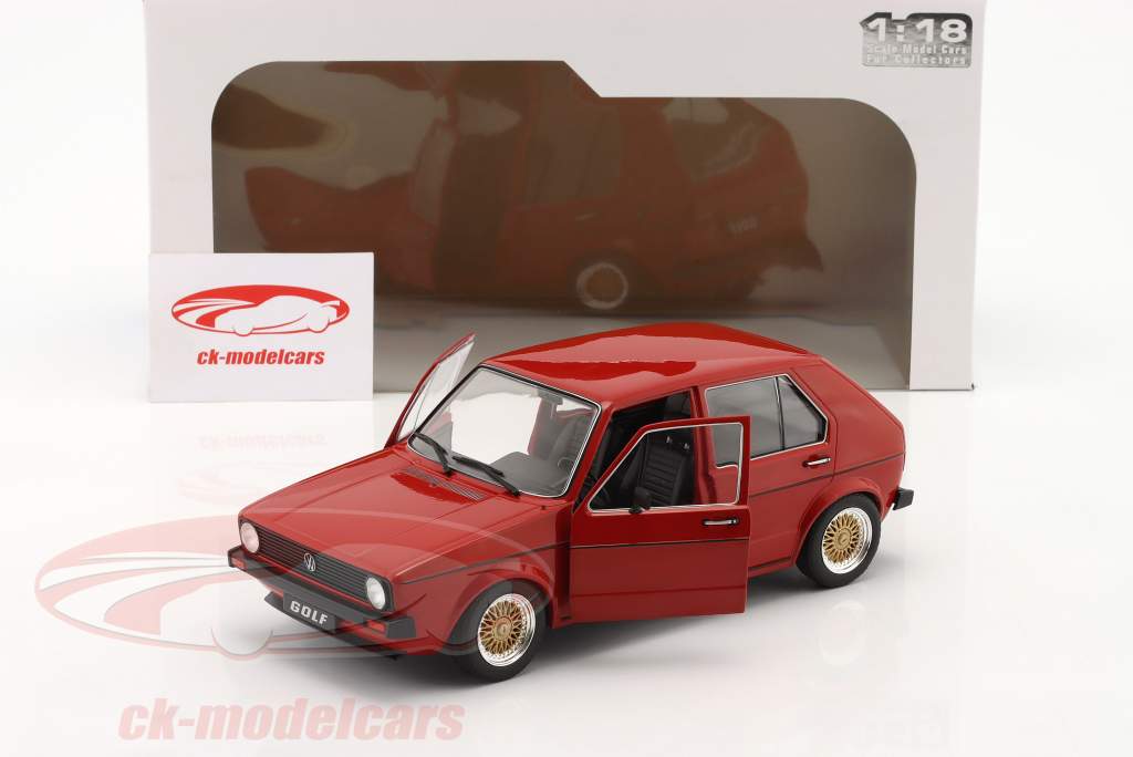 Volkswagen VW Golf I Custom II year 1983 red 1:18 Solido