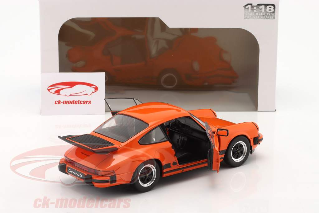 Porsche 911 Carrera 3.2 year 1984 orange 1:18 Solido