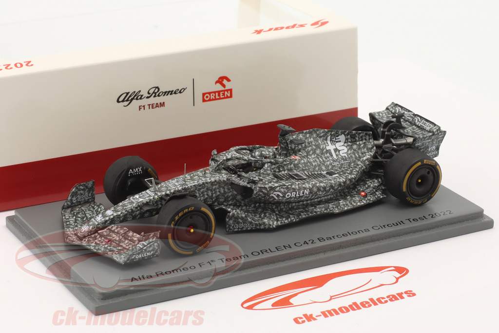 Robert Kubica Alfa Romeo C42 trial version formula 1 2022 1:43 Spark