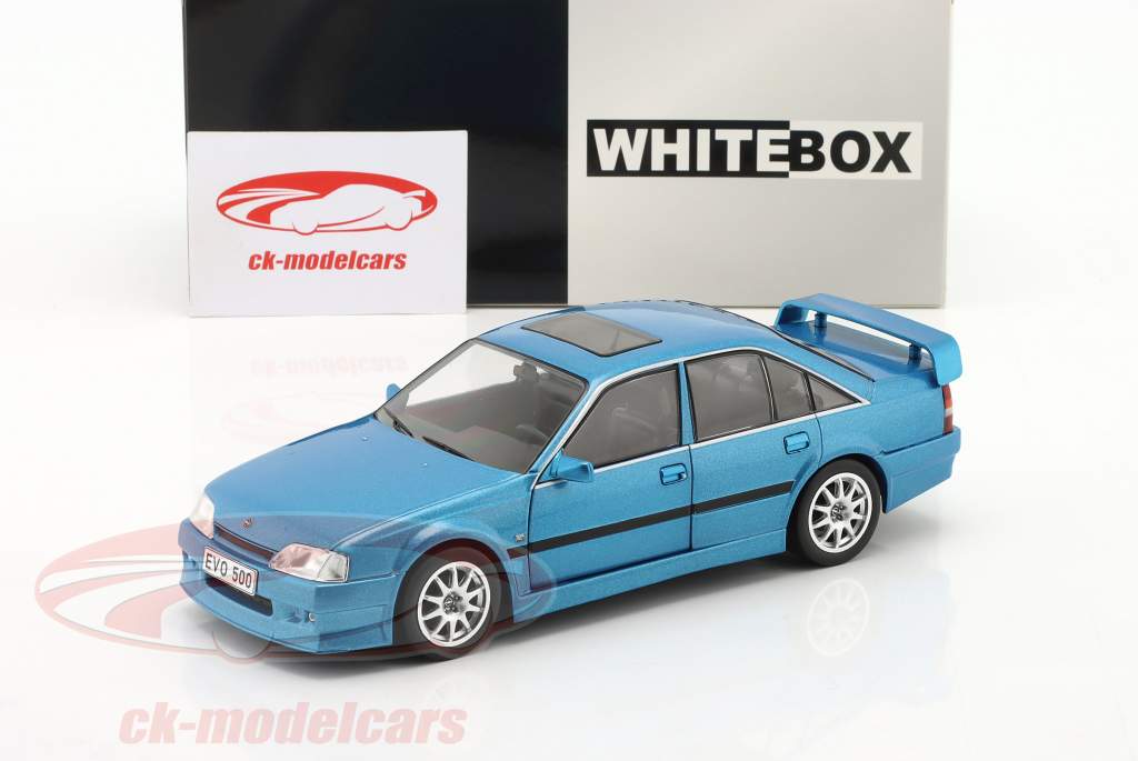 Opel Omega Evolution 500 bleu métallique 1:24 WhiteBox