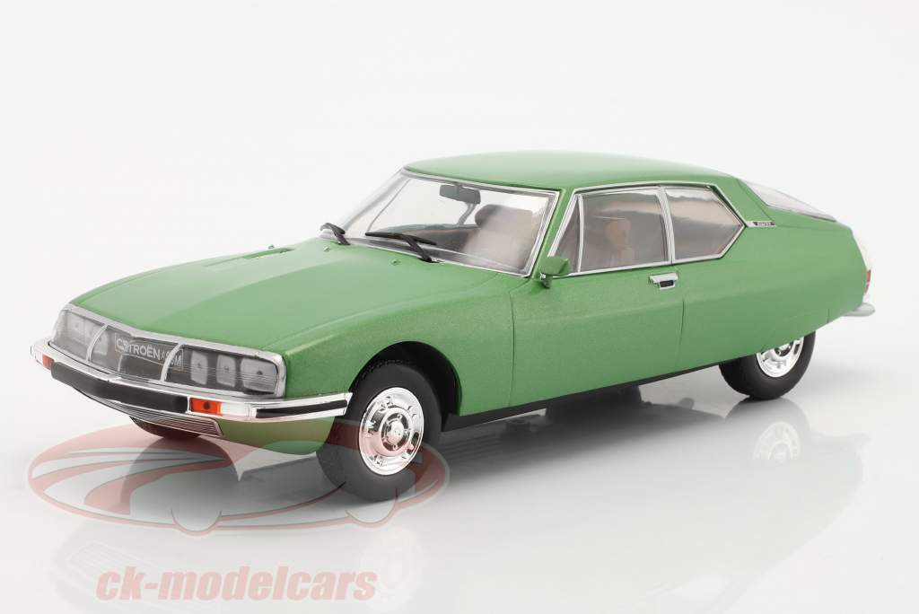 Citroen SM light green metallic 1:24 WhiteBox