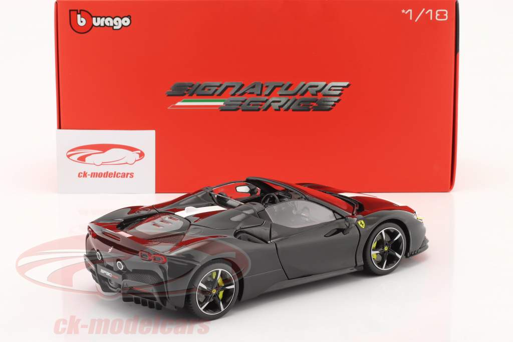 Ferrari SF90 edderkop Assetto Fiorano Byggeår 2021 sort / hvid 1:18 Bburago