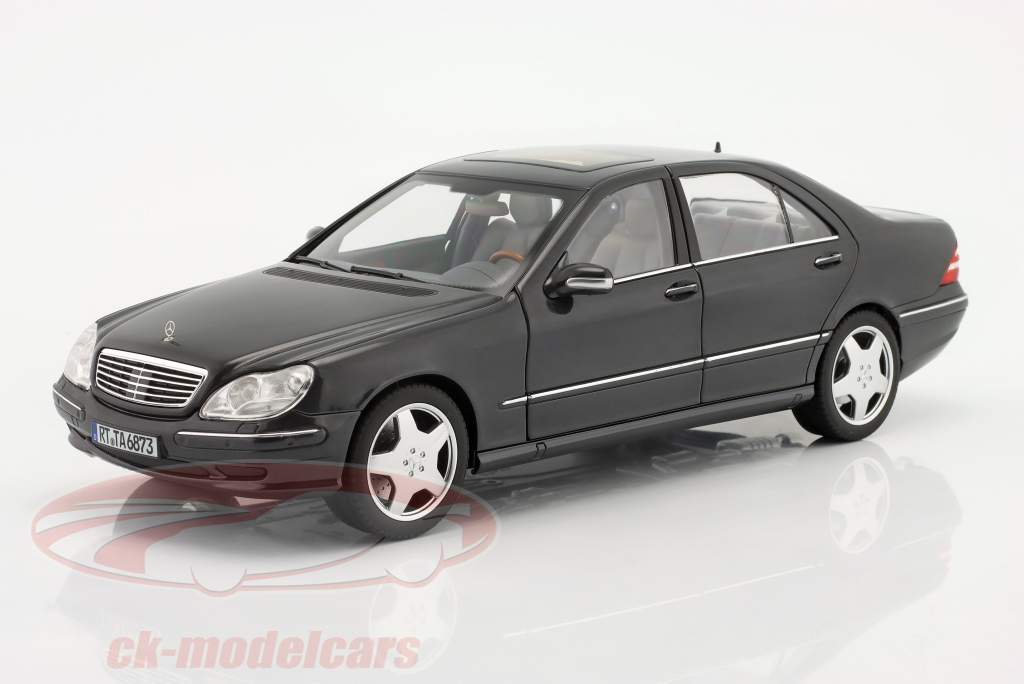 Mercedes-Benz AMG S 55 (V220) year 1999-2002 tectic grey 1:18 Norev