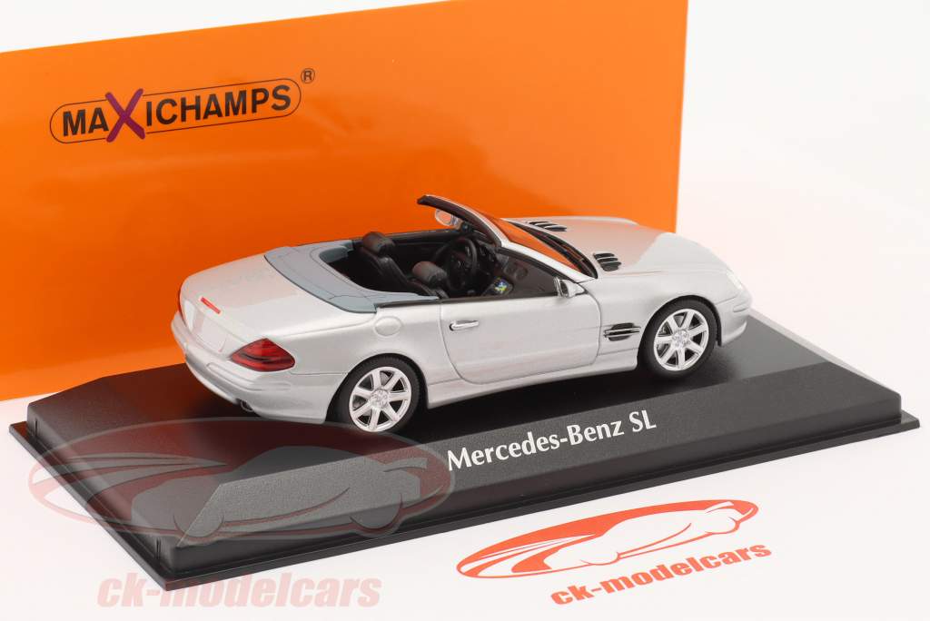 Mercedes-Benz SL class (R230) year 2001 silver metallic 1:43 Minichamps