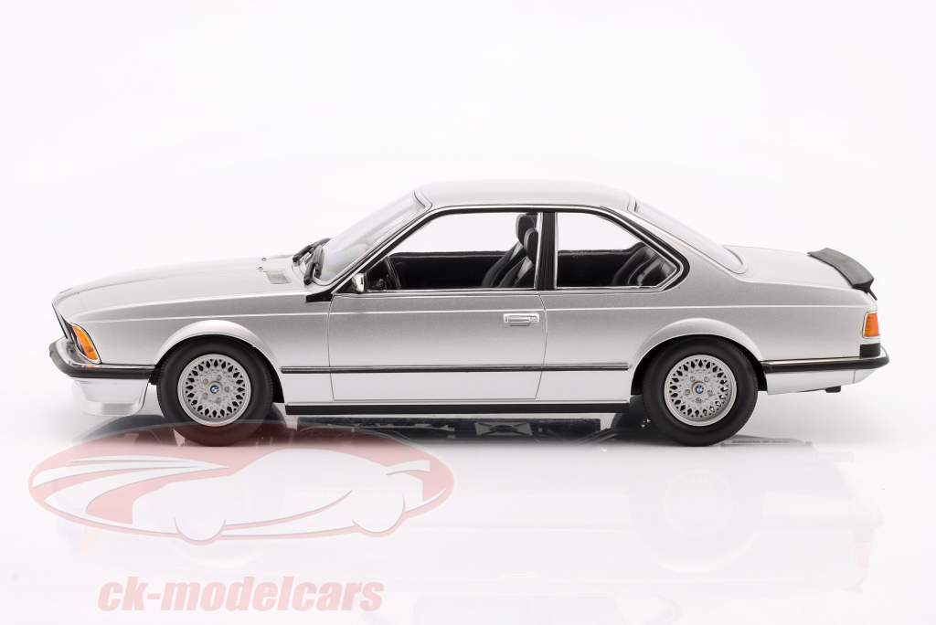 BMW 635 CSi year 1982 silver metallic 1:18 Minichamps
