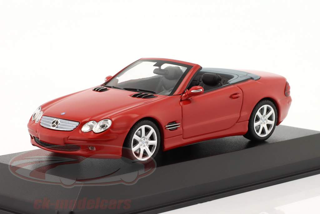 Mercedes-Benz SL-klasse (R230) Bouwjaar 2001 rood 1:43 Minichamps