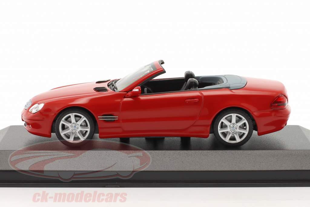Mercedes-Benz SL-klasse (R230) Bouwjaar 2001 rood 1:43 Minichamps