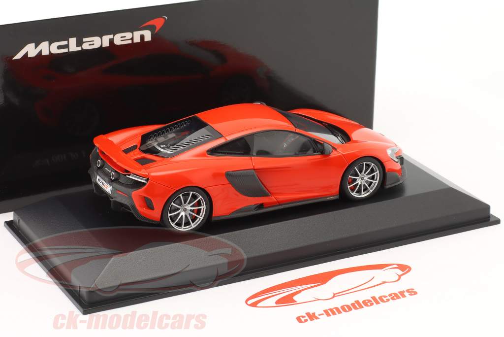 McLaren 675 LT Année de construction 2015 delta rouge 1:43 Minichamps