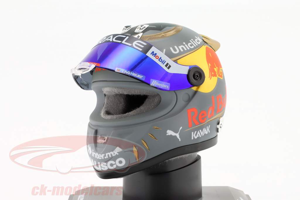 Sergio Perez Red Bull Racing #11 Бразилия GP формула 1 2022 1:4 Schuberth