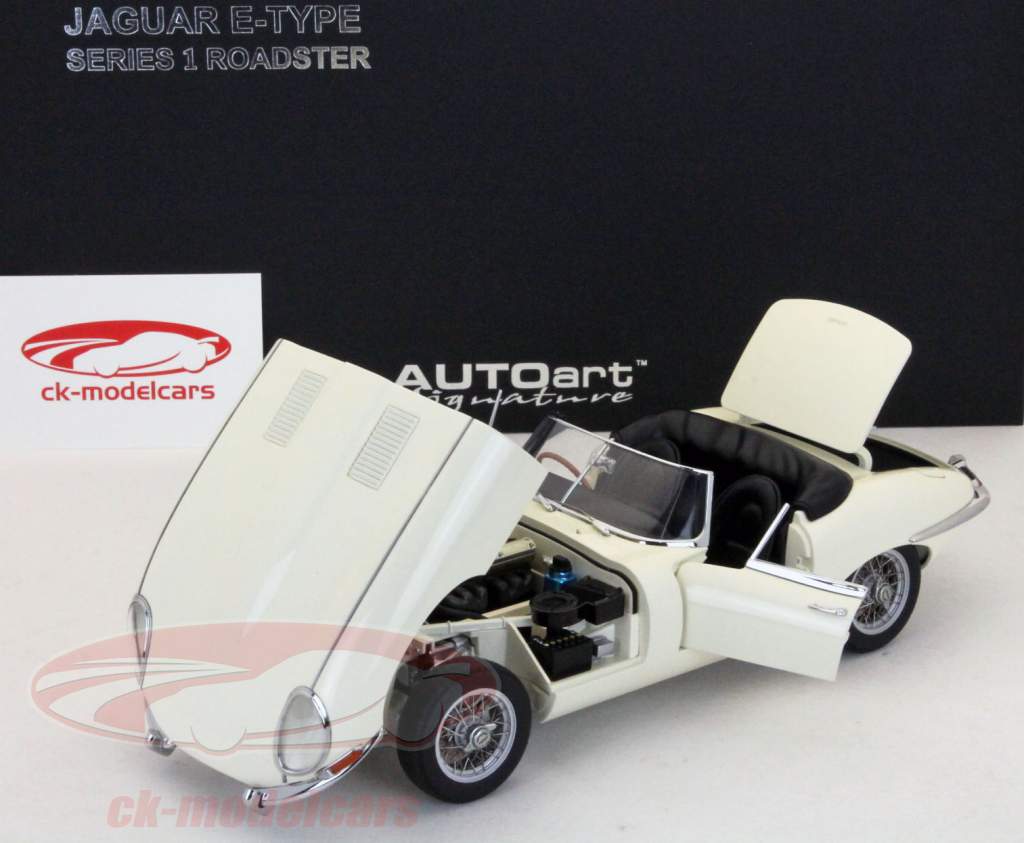 Jaguar E-Type Roadster Series I 3.8 cream white 1:18 AutoArt