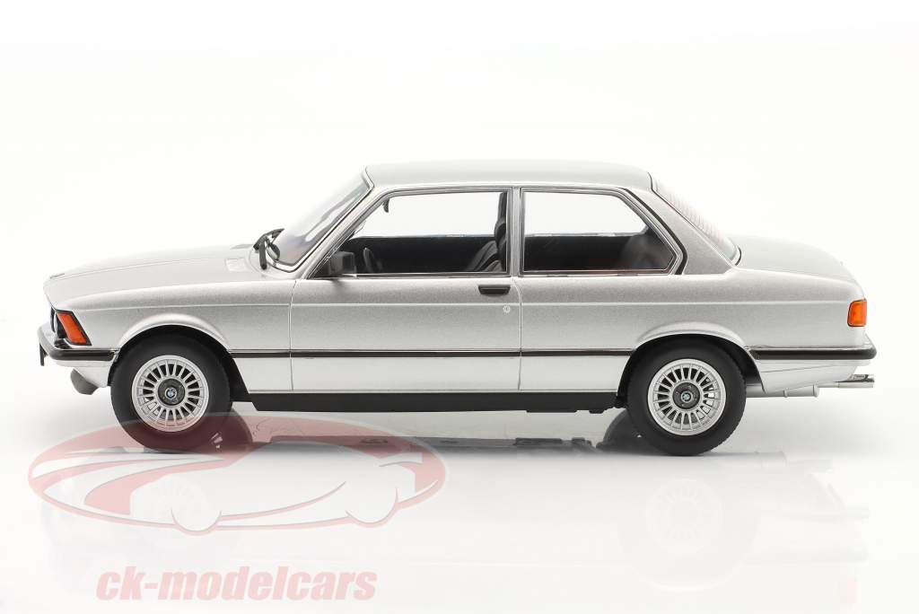 BMW 323i (E21) year 1978 silver 1:18 KK-Scale