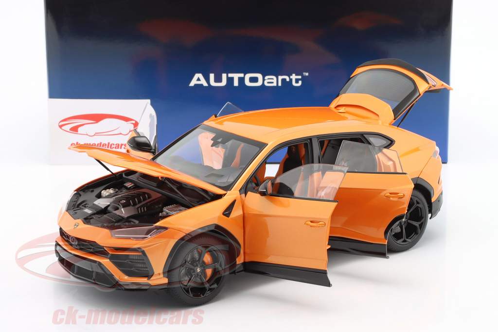 Lamborghini Urus Byggeår 2018 borealis orange 1:18 AutoArt