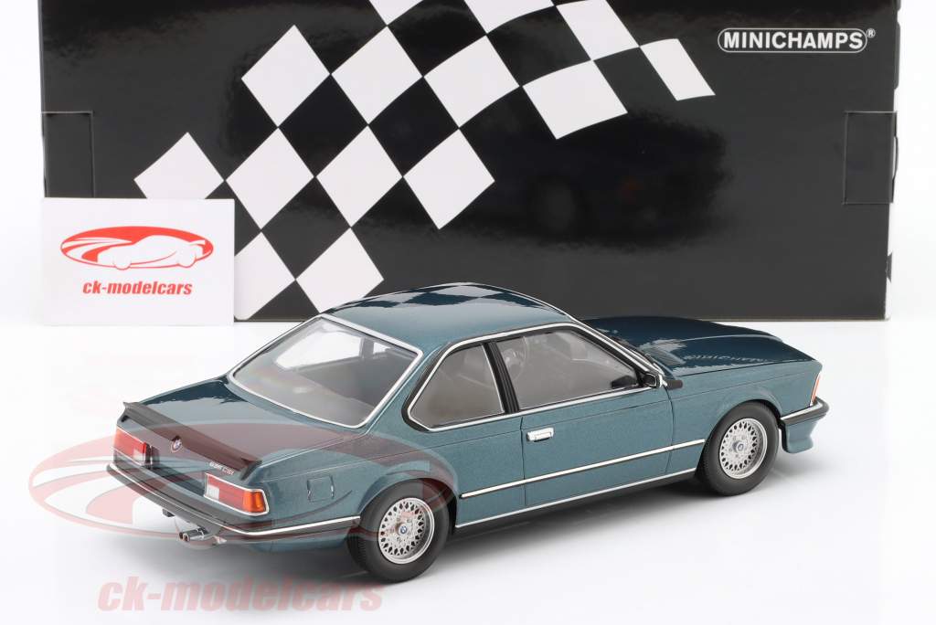 BMW 635 CSi 建设年份 1982 汽油蓝 金属的 1:18 Minichamps