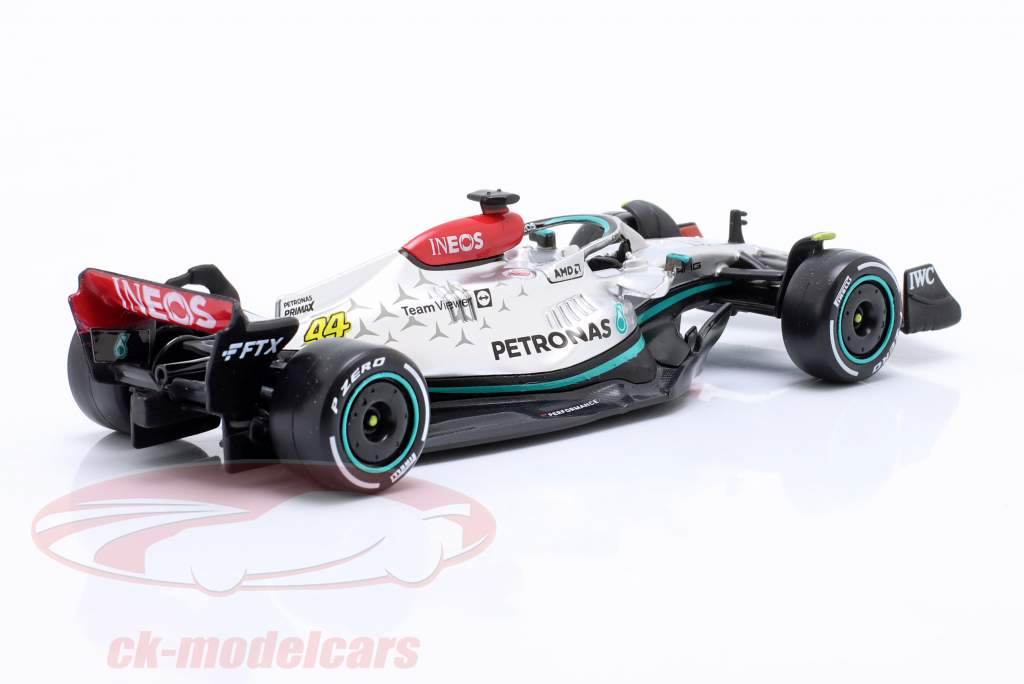 Lewis Hamilton Mercedes-AMG F1 W13 #44 Formel 1 2022 1:43 Bburago