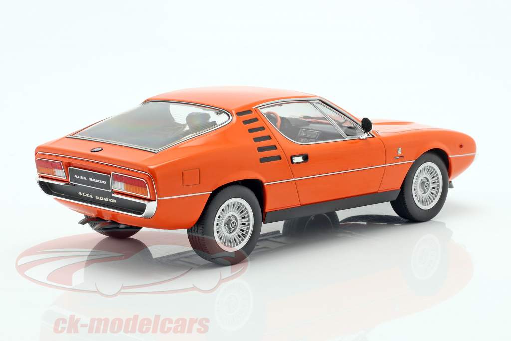 Alfa Romeo Montreal 建設年 1970 オレンジ 1:18 KK-Scale