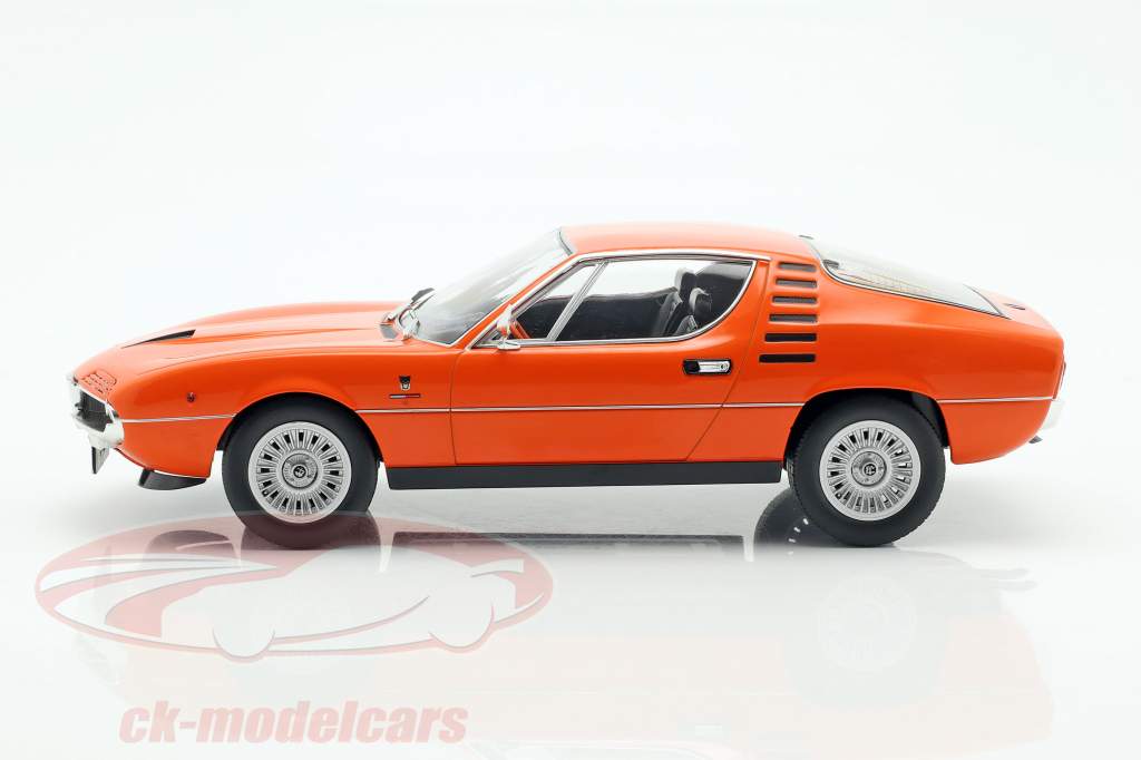 Alfa Romeo Montreal 建設年 1970 オレンジ 1:18 KK-Scale