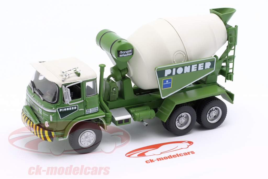 Barreiros Centauro Zementmischer Baujahr 1968 grün / weiß 1:43 Altaya