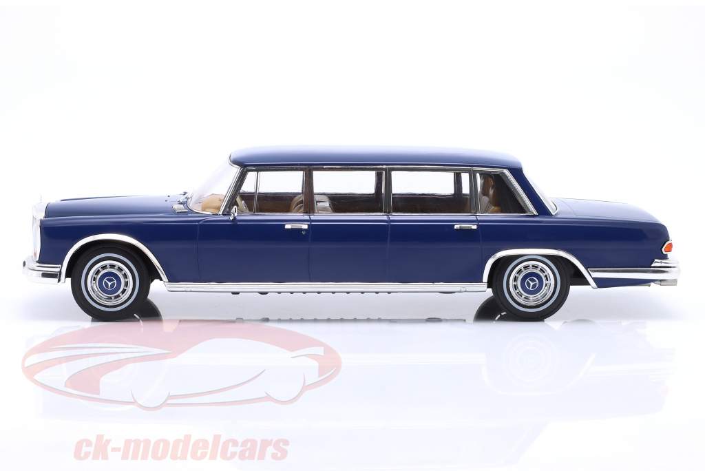 Mercedes-Benz 600 LWB (W100) Pullman mørkeblå 1:18 ModelCar Group