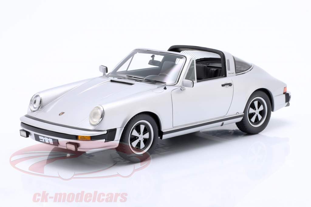 Porsche 911 Targa silber 1:18 Schuco
