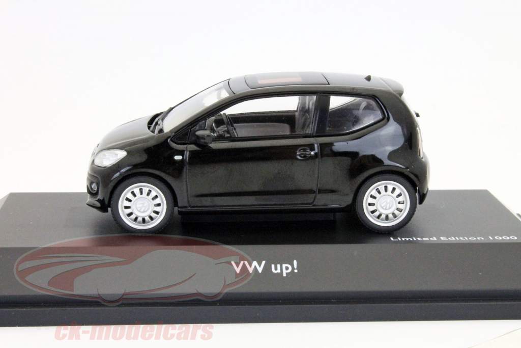 フォルクスワーゲンVWアップ！黒モデルSchuco 1時43分