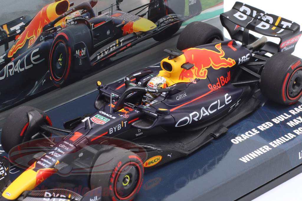 M. Verstappen Red Bull RB18 #1 vincitore Emilia-Romagna formula 1 Campione del mondo 2022 1:43 Minichamps