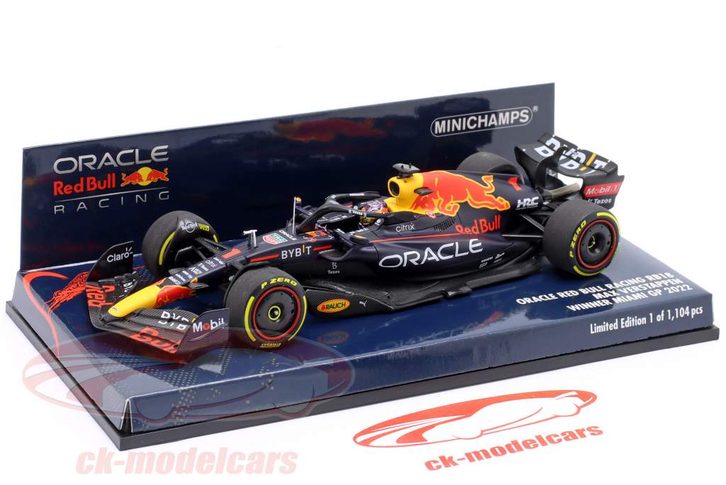 M. Verstappen Red Bull RB18 #1 gagnant Miami GP formule 1 Champion du monde 2022 1:43 Minichamps