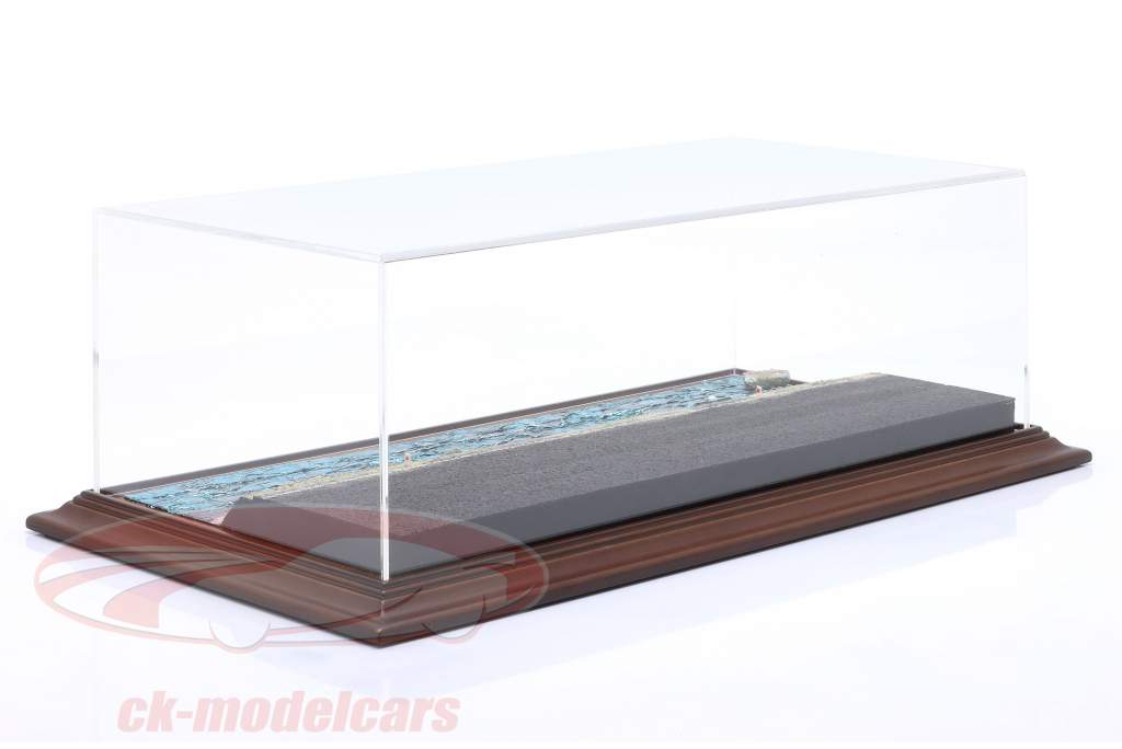 High quality Acrylic Showcase with Diorama base plate Murefte - Sea Side 1:43 Atlantic