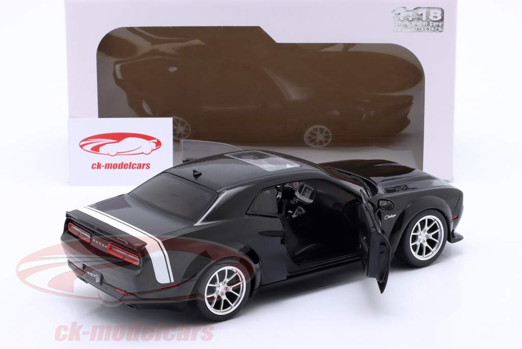 Dodge Challenger SRT Hellcat Redeye Black Ghost 建设年份 2023 黑色的 1:18 Solido