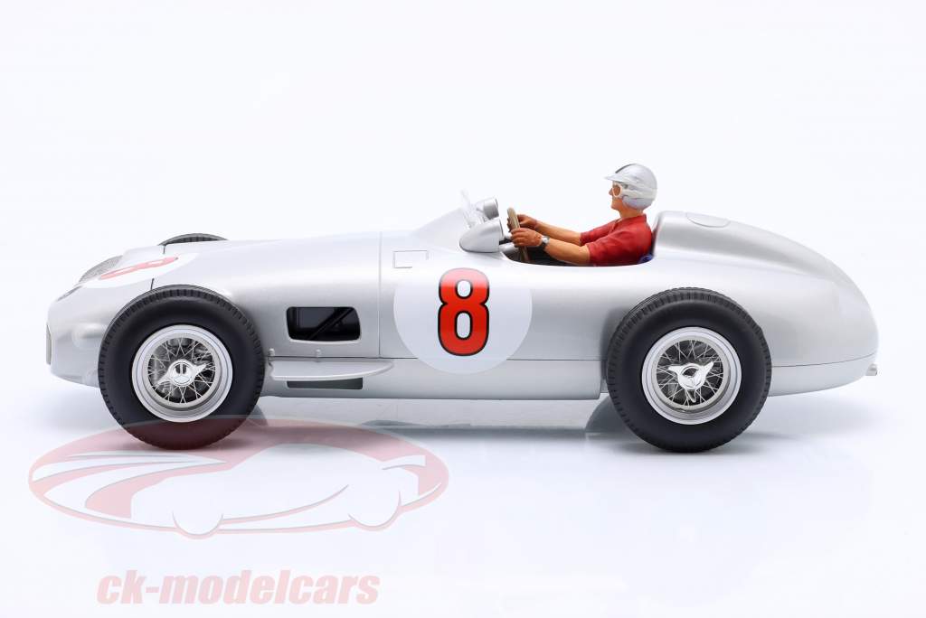J.-M. Fangio Mercedes-Benz W196 #8 Weltmeister Formel 1 1955 mit Fahrerfigur 1:18 WERK83