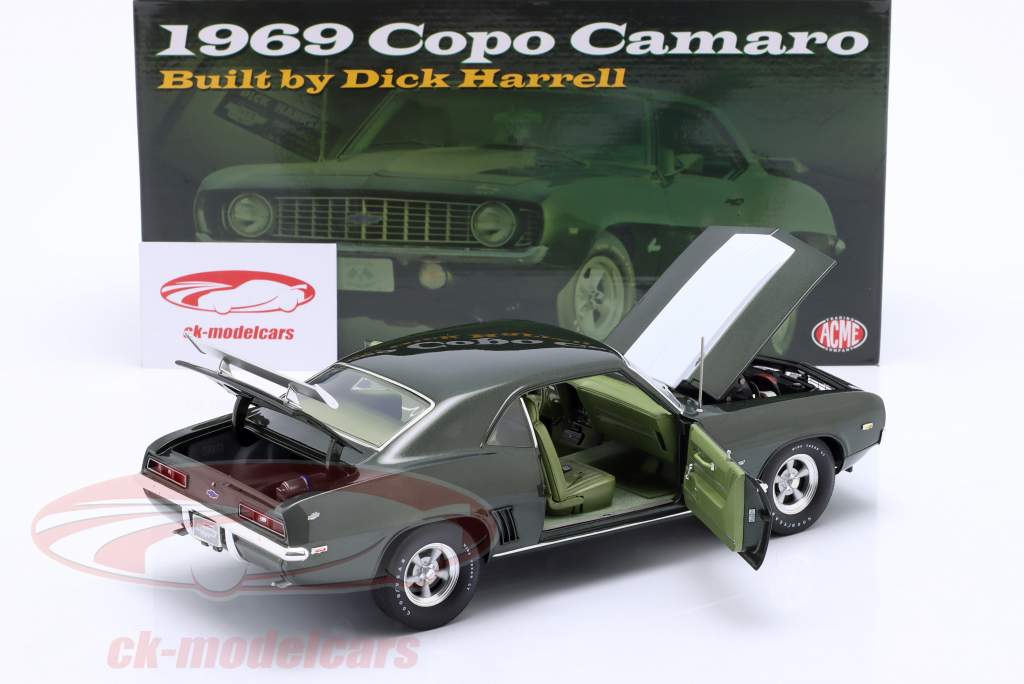 Chevrolet Copo Camaro by Dick Harrell Baujahr 1969 grün 1:18 GMP