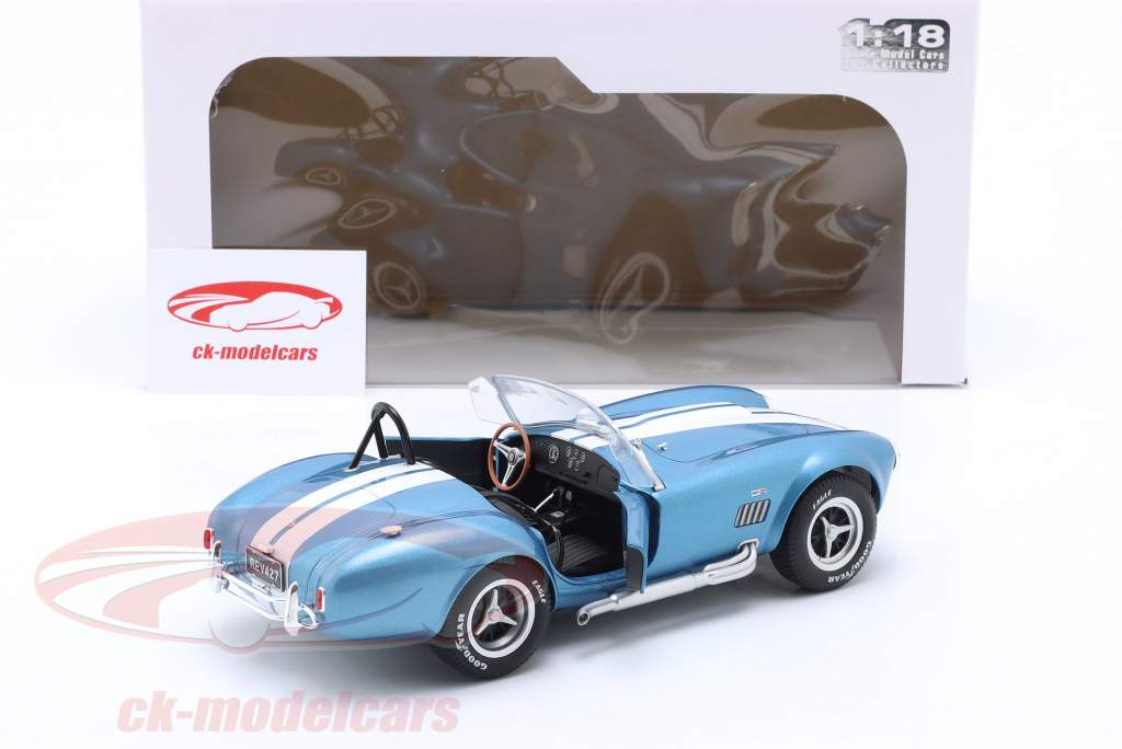 AC Cobra 427 MKII année de construction 1965 bleu / blanc 1:18 Solido