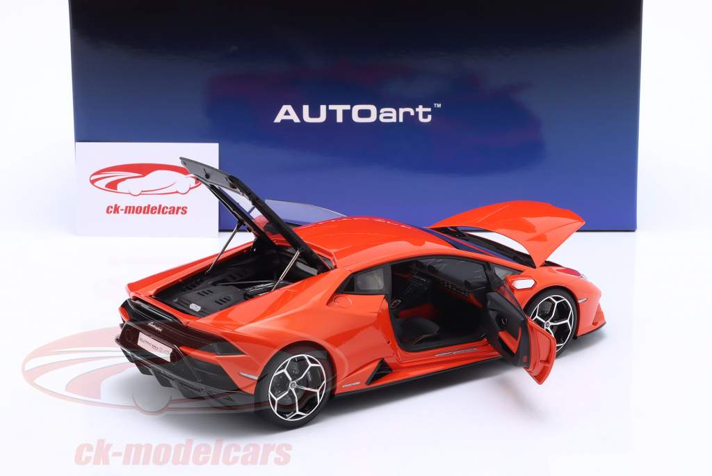 AUTOart 1:18 Lamborghini Huracan Evo 建設年 2019 オレンジ