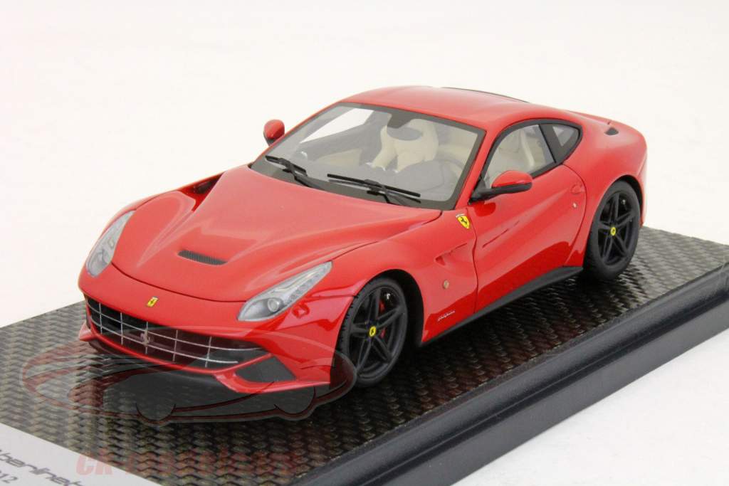 Ferrari F12 Berlinetta rosso con il nero ruote 1:43 BBR