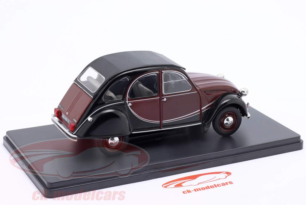 Citroen 2CV6 Charleston Byggeår 1982 mørkerød / sort 1:24 Ixo