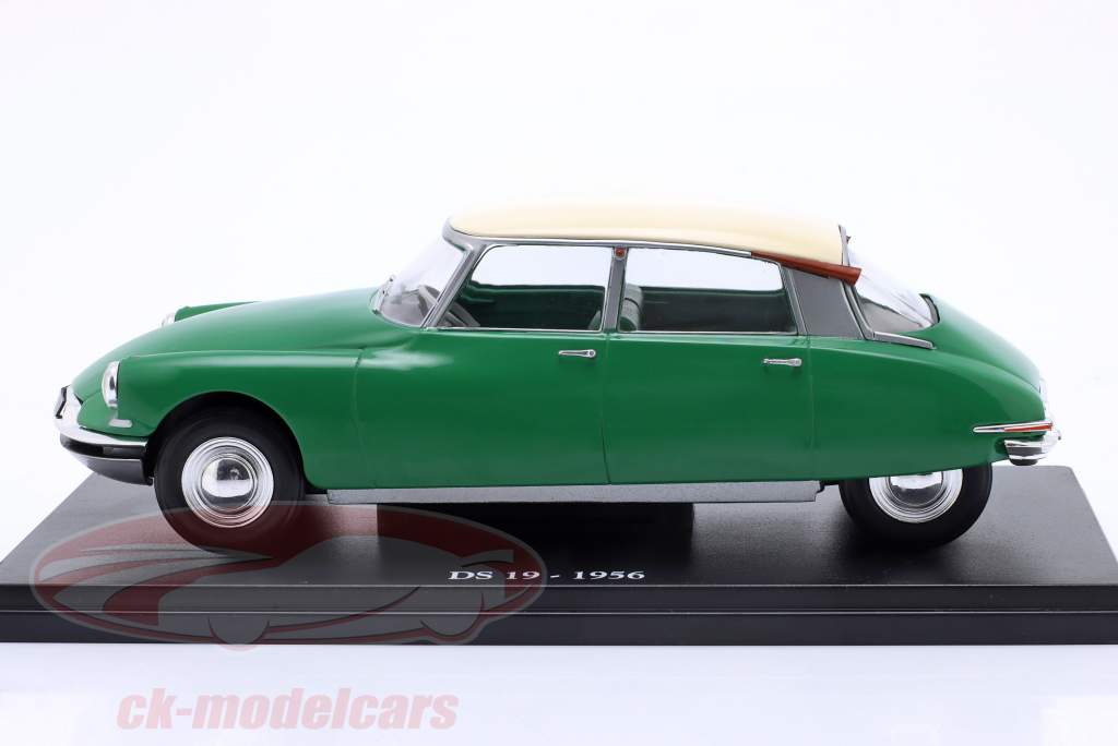Citroen DS 19 Baujahr 1956 grün / weiß 1:24 Ixo