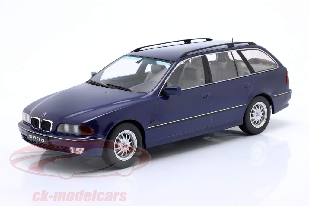 BMW 530d (E39) Touring Baujahr 1997 blau metallic 1:18 KK-Scale