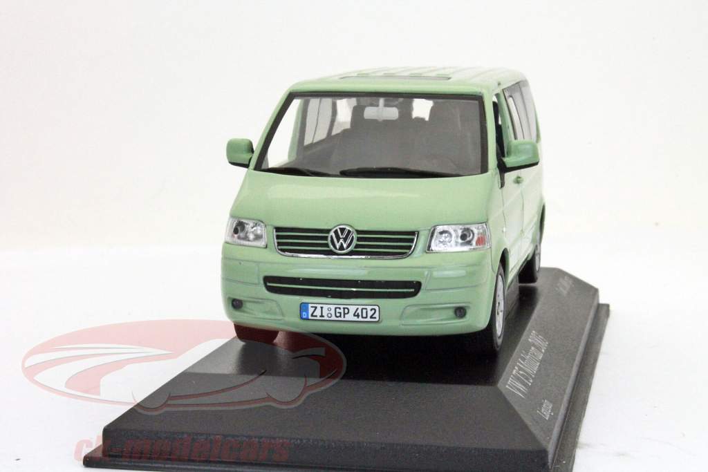 Volkswagen VW T5 Multivan verde lime 2003 1:43 Minichamps