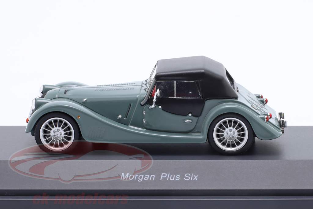 Morgan Plus Six Closed Top Grå 1:43 Schuco