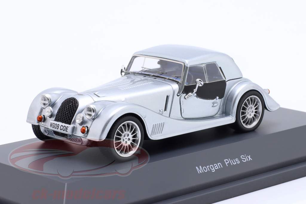 Morgan Plus Six Closed Top silver 1:43 Schuco
