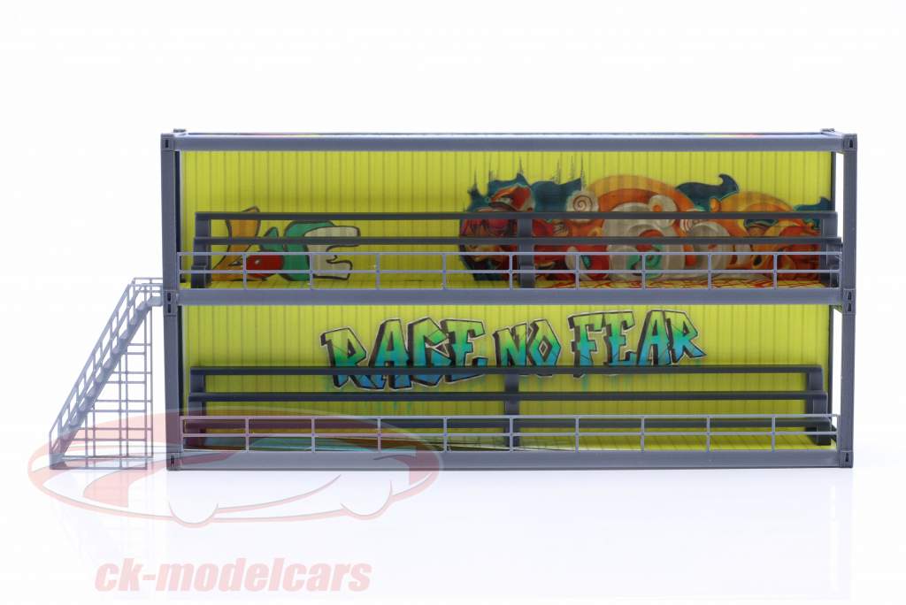 ensemble de diorama Piste de course tribune à conteneurs (2 pièces) 1:43 Dioramatoys