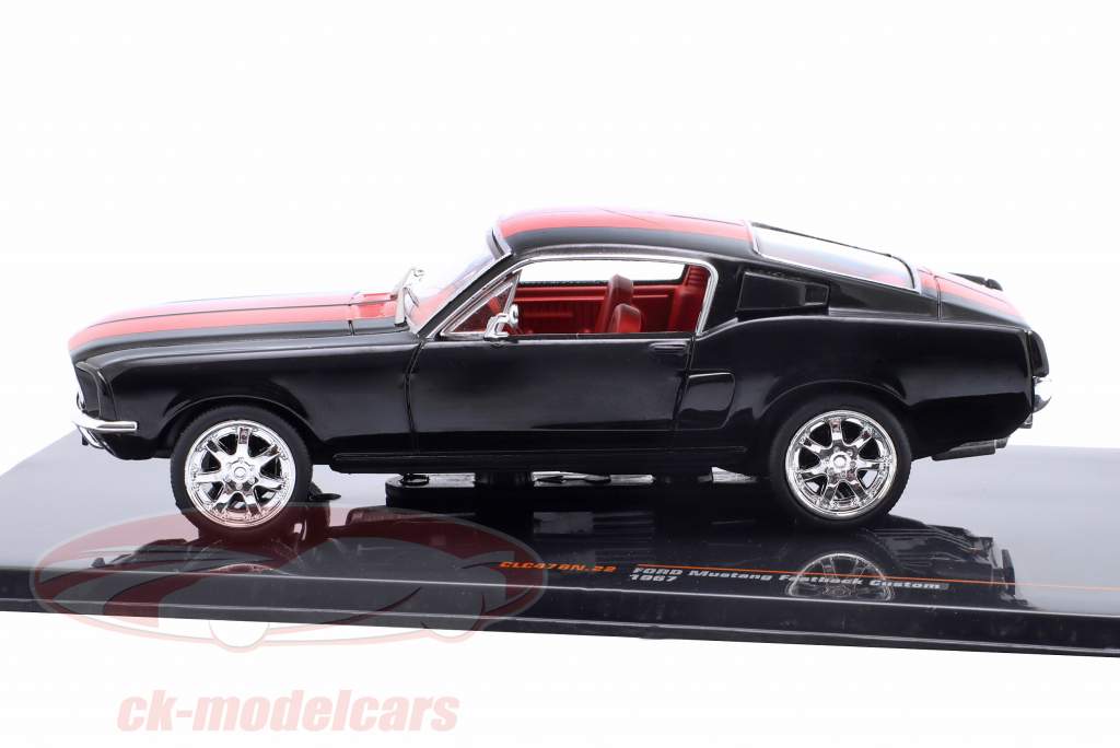 Ford Mustang Fastback 建设年份 1967 黑色的 / 红色的 1:43 Ixo