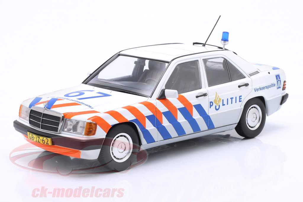 Mercedes-Benz 190 (W201) Polizei Niederlande 1993 weiß 1:18 Triple9