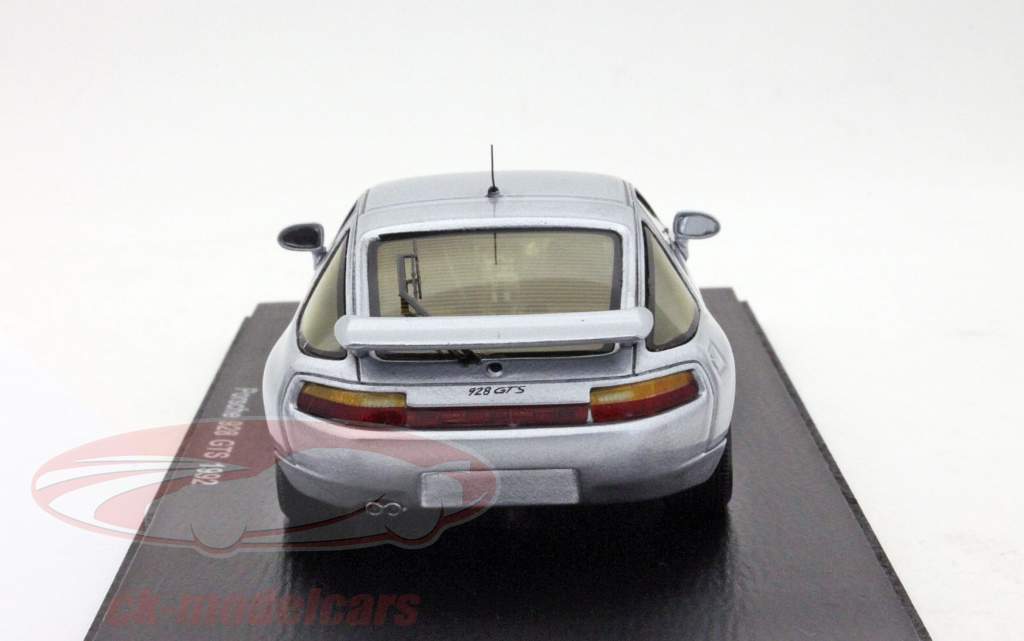 Porsche 928 GTS Bj. 1992 silber / silver 1:43 Spark